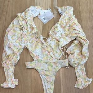 New with tags Ambria bodysuit Sabo skirt floral cut out backless